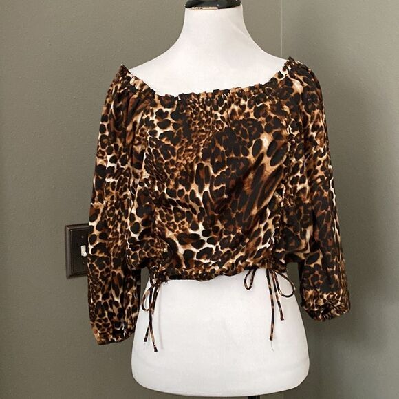 Speed Limit MPH Leopard Cropped Blouse Off Shoulder - Picture 1 of 8